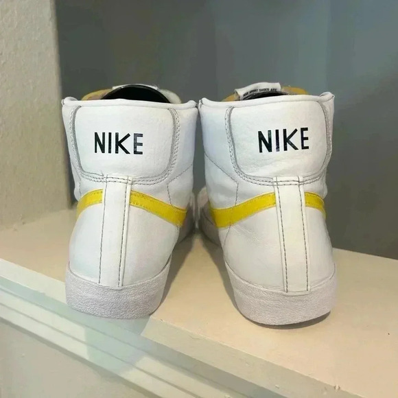 Nike Blazer 77 Mid DJ3050-101 Essential White Opti Yellow Sneakers US Women's 8 - Picture 6 of 9